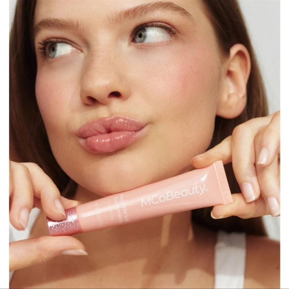 NEW lip gloss gift set MCoBeauty Lips to‎ Love Heart Shape Box - 5pc